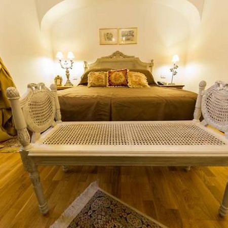 Grand Boutique Hotel Букурещ Екстериор снимка