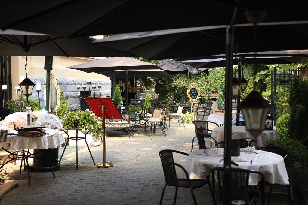 Grand Boutique Hotel Букурещ Екстериор снимка