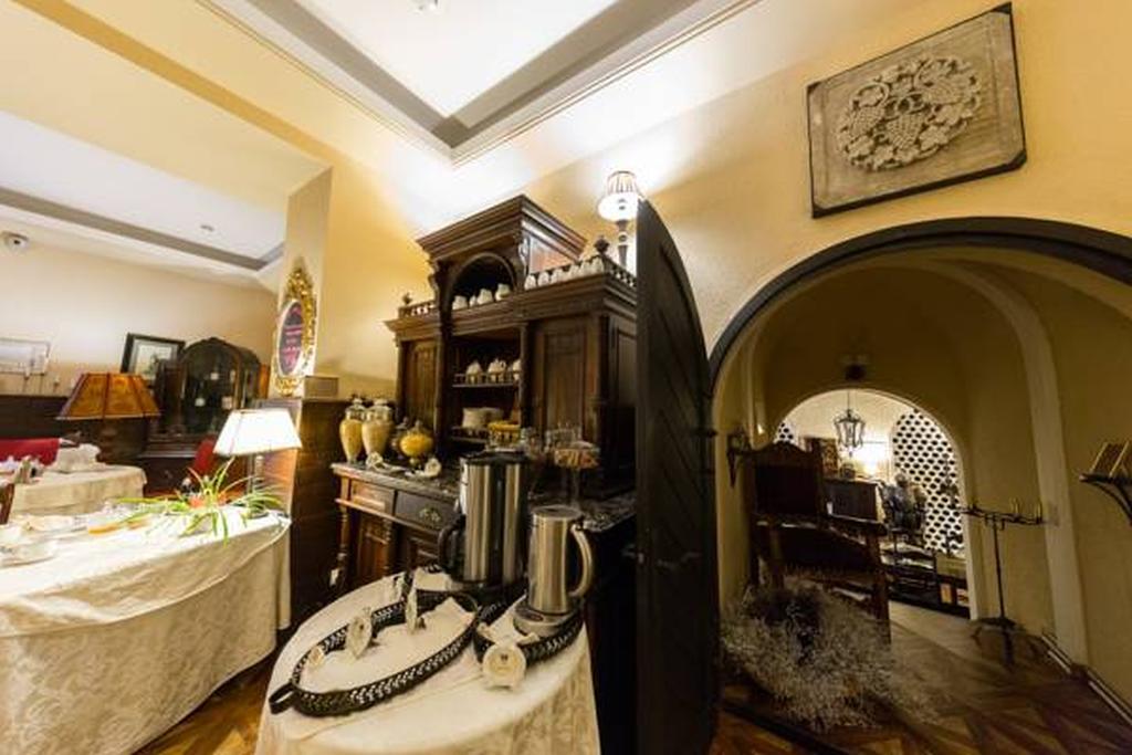 Grand Boutique Hotel Букурещ Екстериор снимка