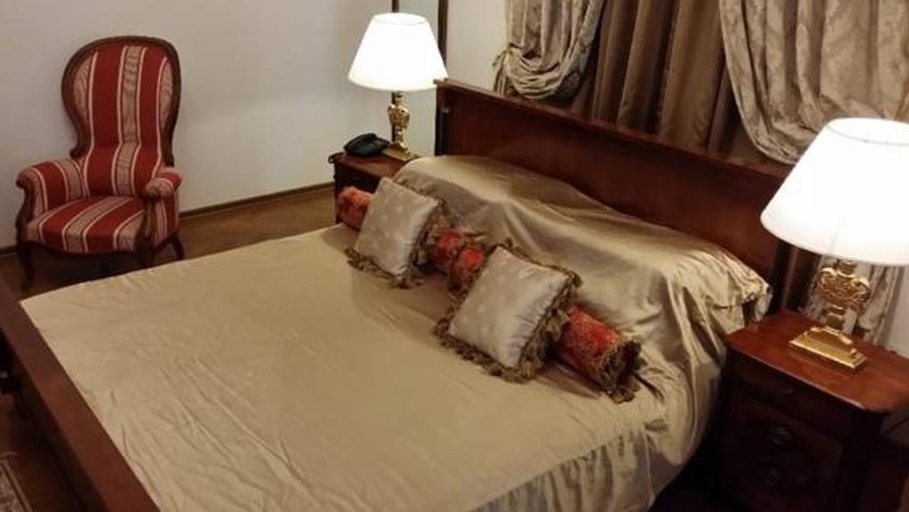 Grand Boutique Hotel Букурещ Екстериор снимка