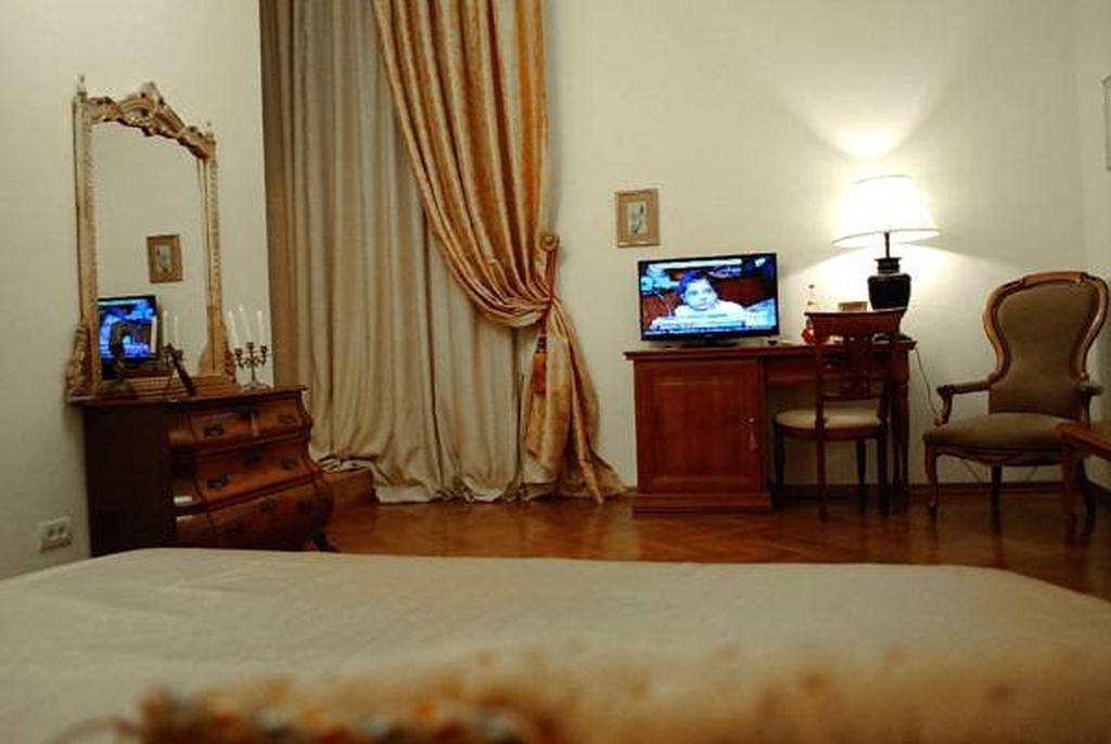 Grand Boutique Hotel Букурещ Екстериор снимка